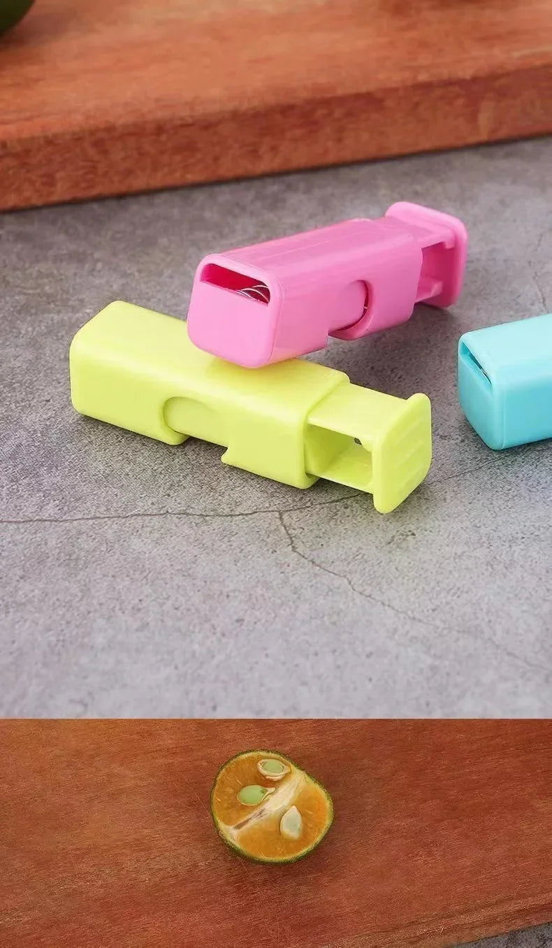 12 PCS Squeeze Bread Bag Clips Reusable Fresh Food Seal Plastic Clip Snack Bag Seal Spring Clip Home Kitchen Storage