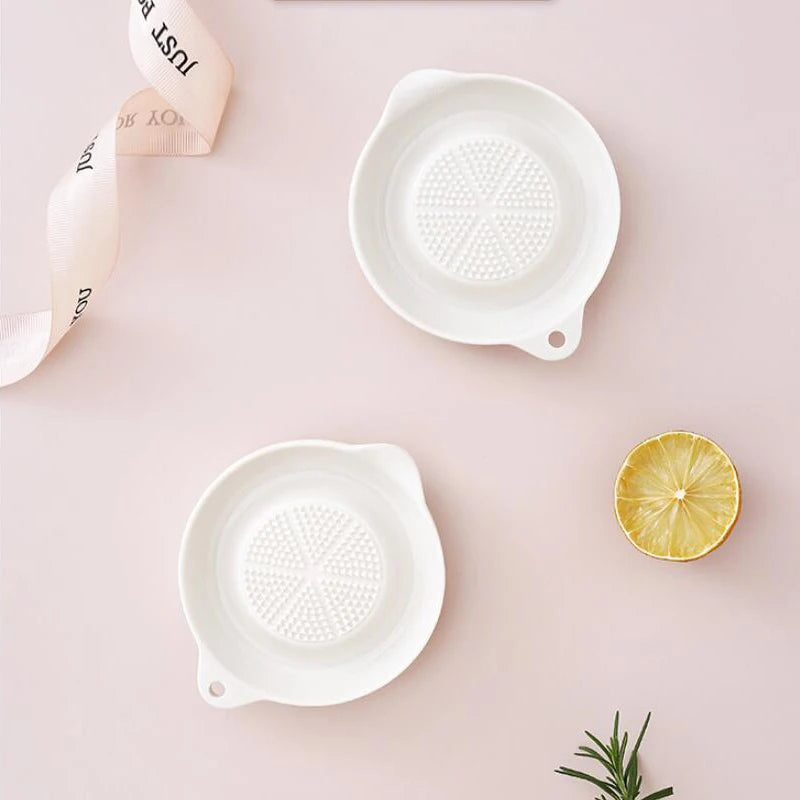 White Simple Style Ceramic Ginger Grater Tool Hand Grinder Garlic Masher Portable Porcelain Carrot Ginger Grinding Kitchen Tool